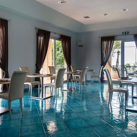 Residenza Del Mare Hotel Sant Isidoro  Luaran gambar