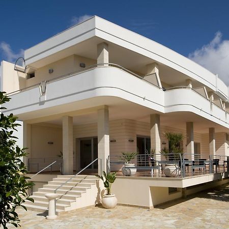 Residenza Del Mare Hotel Sant Isidoro  Luaran gambar