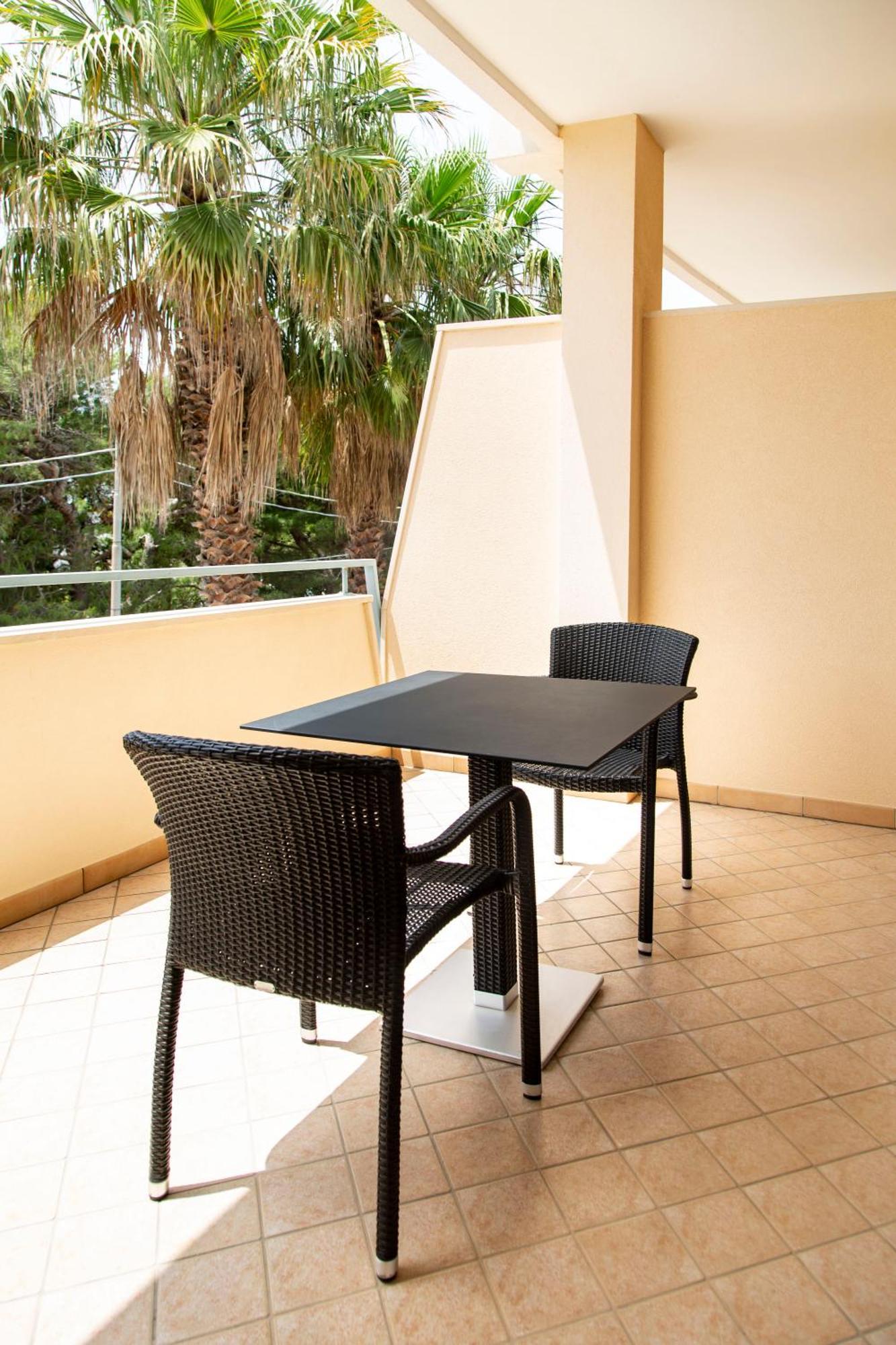 Residenza Del Mare Hotel Sant Isidoro  Luaran gambar